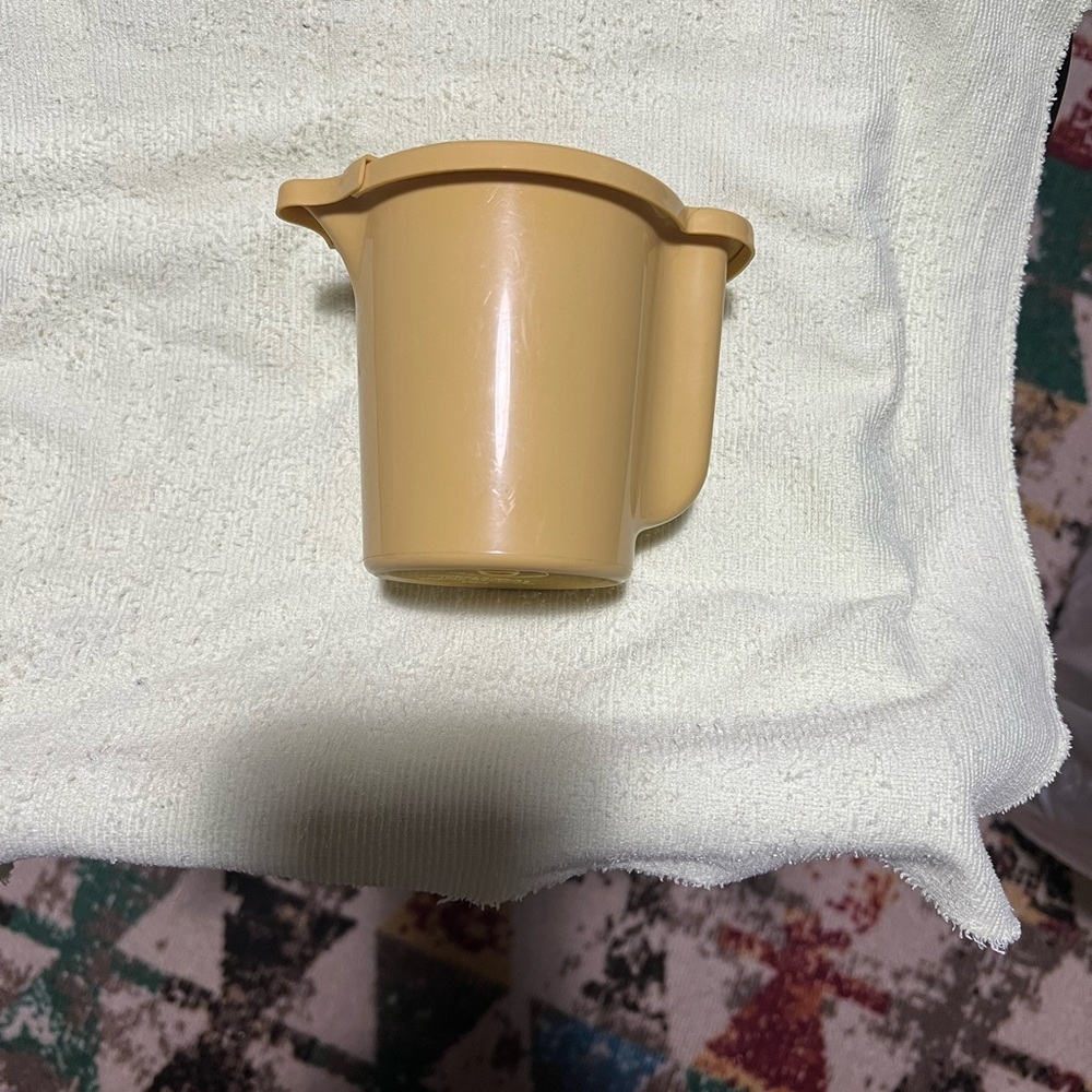Tupperware Vintage Sugar Container